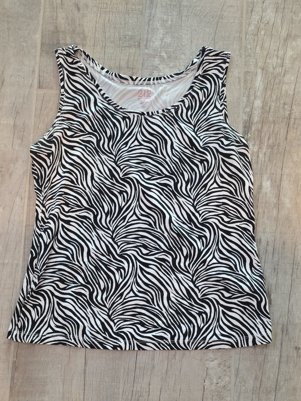 212 Collection Black and White Zebra-Pattern Tank Top